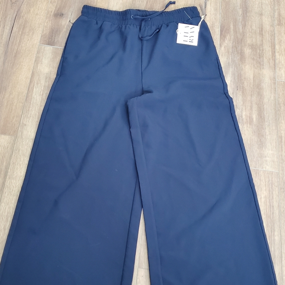 Pants - Picture 2 of 6